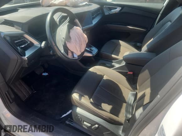 ✅ 2023 Audi Q4 e-tron Prestige • VIN: WA1M2BFZ8PP064778 • Lot: 81602445. Listed on Copart with 12,542 mi. Free auction sales archive from the USA and detailed vehicle history report at DreamBid. Image 7.