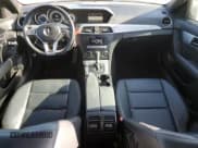 ✅ 2014 Mercedes-Benz C 300 Sport • VIN: WDDGF8AB9EG178604 • Lot: 86887105. Wystawiony na Copart z przebiegiem 109 802 mil. Bezpłatny archiwum sprzedaży aukcyjnych z USA i szczegółowy raport historii pojazdu na DreamBid. Zdjęcie 8.