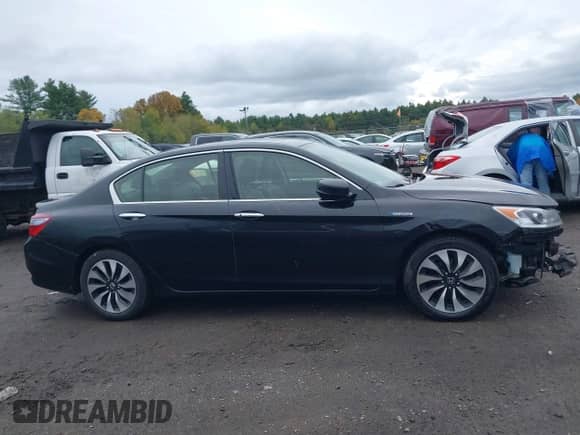 2017 Honda Accord EX-L с VIN JHMCR6F53HC005985, выставлен на аукционе IAAI как лот 43396133 с пробегом 152 345 миль миль и . История ставок и продаж доступна на DreamBid. Изображение 13.