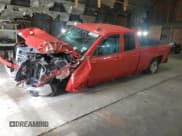 ✅ 2015 Chevrolet Silverado 1500 LT • VIN: 1GCVKREH5FZ161225 • Лот: 71890154. Опубликован ранее на Copart с пробегом 118 096 миль. Бесплатный доступ к архиву аукционных продаж из США и подробный отчёт об истории автомобиля на DreamBid. Изображение 1.