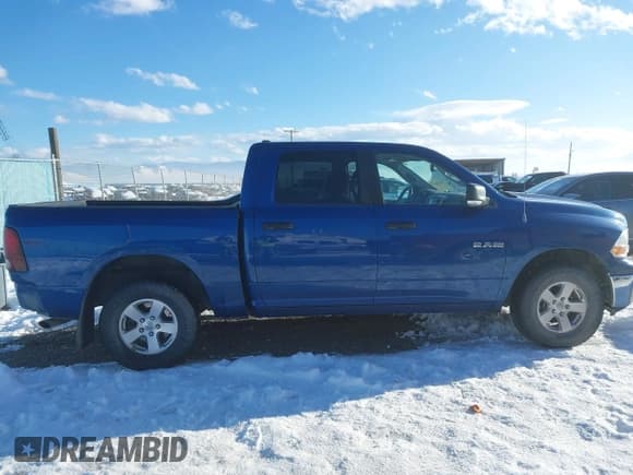 ✅ 2009 Dodge 1500 SLT • VIN: 1D3HV13P29S720461 • Lot: 41336067. Wystawiony na IAAI z przebiegiem 163 731 mil. Bezpłatny archiwum sprzedaży aukcyjnych z USA i szczegółowy raport historii pojazdu na DreamBid. Zdjęcie 14.