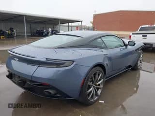 ✅ 2017 Aston Martin DB11 • VIN: SCFRMFAV4HGL03067 • Lot: 41962702. Listed on IAAI with 17,190 mi. Free auction sales archive from the USA and detailed vehicle history report at DreamBid. Image 4.