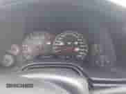 2004 Chevrolet Corvette z VIN 1G1YY22G645116595, wystawiony jako IAAI lot #43355995 z przebiegiem 72 452 mil mil oraz . Historia ofert i sprzedaży dostępna na DreamBid. Obrazek 16.