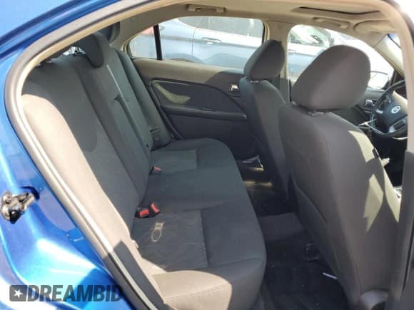 ✅ 2011 Mercury Milan • VIN: 3MEHM0HA8BR603848 • Лот: 59002355. Опубликован ранее на Copart с пробегом 196 660 миль. Бесплатный доступ к архиву аукционных продаж из США и подробный отчёт об истории автомобиля на DreamBid. Изображение 10.