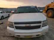 ✅ 2010 Chevrolet Suburban LTZ • VIN: 1GNUCKE09AR245753 • Lot: 78517074. Wystawiony na Copart z przebiegiem 242 196 mil. Bezpłatny archiwum sprzedaży aukcyjnych z USA i szczegółowy raport historii pojazdu na DreamBid. Zdjęcie 5.