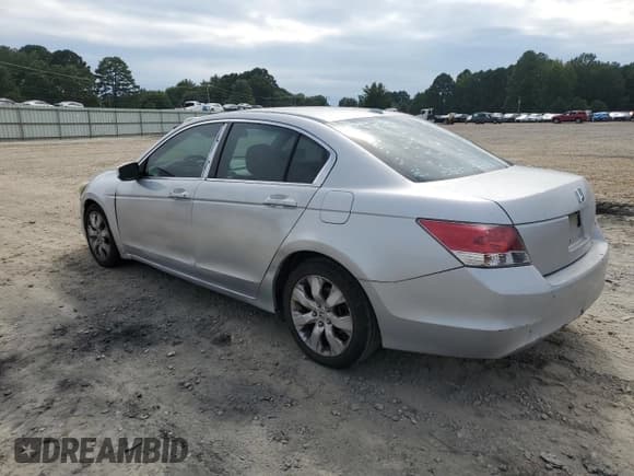 ✅ 2008 Honda Accord EX-L • VIN: 1HGCP26868A034730 • Лот: 70173945. Опубликован ранее на Copart с пробегом 217 790 миль. Бесплатный доступ к архиву аукционных продаж из США и подробный отчёт об истории автомобиля на DreamBid. Изображение 2.
