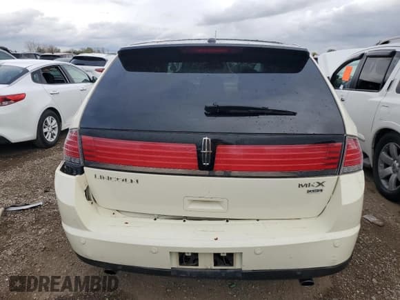 ✅ 2008 Lincoln MKX • VIN: 2LMDU88C78BJ38745 • Lot: 82607655. Wystawiony na Copart z przebiegiem 149 551 mil. Bezpłatny archiwum sprzedaży aukcyjnych z USA i szczegółowy raport historii pojazdu na DreamBid. Zdjęcie 6.