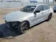 2024 BMW 3 Series M340i z VIN 3MW49FS04R8E27589, wystawiony jako Copart lot #69801894 z przebiegiem Nie podano mil oraz Szkoda całkowita • Salvage title. Historia ofert i sprzedaży dostępna na DreamBid. Obrazek 1.
