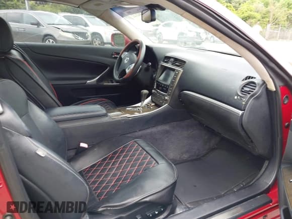 ✅ 2012 Lexus IS 250 C • VIN: JTHFF2C26C2523533 • Lot: 42402122. Listed on IAAI with Not provided. Free auction sales archive from the USA and detailed vehicle history report at DreamBid. Image 5.