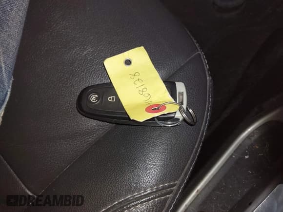 ✅ 2013 Ford C-Max SEL • VIN: 1FADP5CU3DL539716 • Lot: 42766016. Wystawiony na IAAI z przebiegiem 112 609 mil. Bezpłatny archiwum sprzedaży aukcyjnych z USA i szczegółowy raport historii pojazdu na DreamBid. Zdjęcie 11.