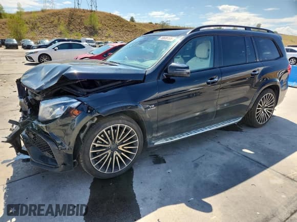 ✅ 2018 Mercedes-Benz GLS 63 AMG • VIN: 4JGDF7FE1JB069728 • Лот: 70836195. Опубликован ранее на Copart с пробегом 95 673 миль. Бесплатный доступ к архиву аукционных продаж из США и подробный отчёт об истории автомобиля на DreamBid. Изображение 1.