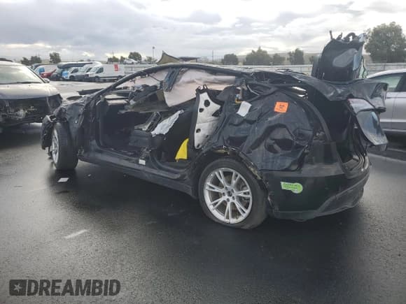 ✅ 2023 Tesla Model Y Long Range • VIN: 7SAYGAEE0PF621018 • Лот: 92168355. Опубликован ранее на Copart с пробегом Не указан. Бесплатный доступ к архиву аукционных продаж из США и подробный отчёт об истории автомобиля на DreamBid. Изображение 2.