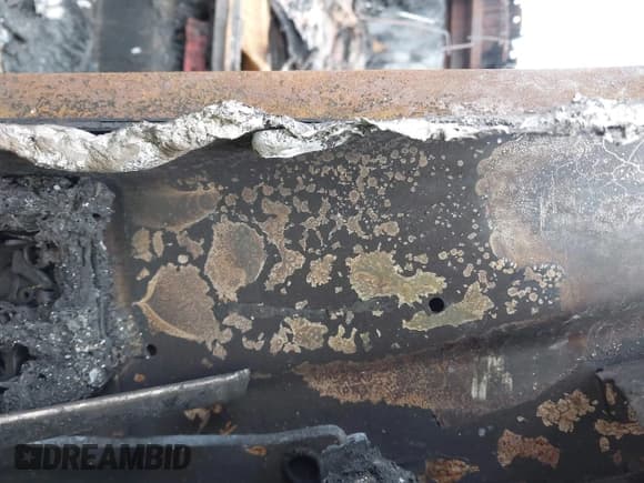 ✅ 2023 GMC Sierra 1500 Denali Ultimate • VIN: 1GTUUHEL7PZ243463 • Лот: 43086884. Опубликован ранее на IAAI с пробегом 64 717 миль. Бесплатный доступ к архиву аукционных продаж из США и подробный отчёт об истории автомобиля на DreamBid. Изображение 9.