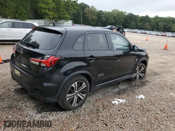 2020 Mitsubishi Outlander ES with VIN JA4AR3AU7LU014773, listed as a Copart auction lot 71806055 with 87,600 mi miles and Salvage title. Bid and sale history available at DreamBid. Image 3.