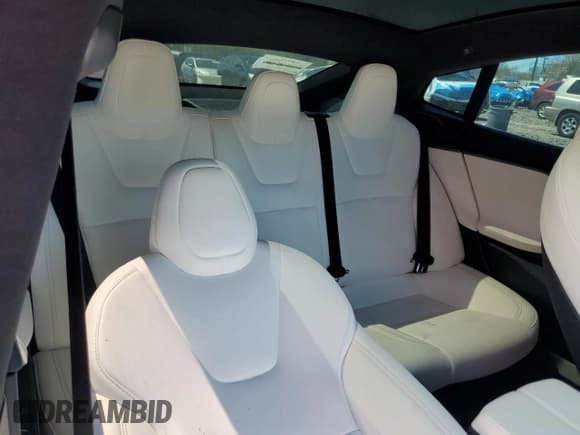 ✅ 2021 Tesla Model S Performance • VIN: 5YJSA1E40MF423935 • Lot: 53025245. Listed on Copart with Not provided. Free auction sales archive from the USA and detailed vehicle history report at DreamBid. Image 10.