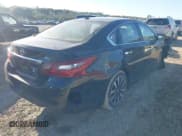 ✅ 2018 Nissan Altima SR • VIN: 1N4AL3AP8JC245739 • Lot: 43410778. Listed on IAAI with 142,113 mi. Free auction sales archive from the USA and detailed vehicle history report at DreamBid. Image 4.