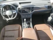 ✅ 2021 Volkswagen Atlas SE • VIN: 1V2KR2CA3MC600285 • Lot: 89612565. Listed on Copart with 156,239 mi. Free auction sales archive from the USA and detailed vehicle history report at DreamBid. Image 8.