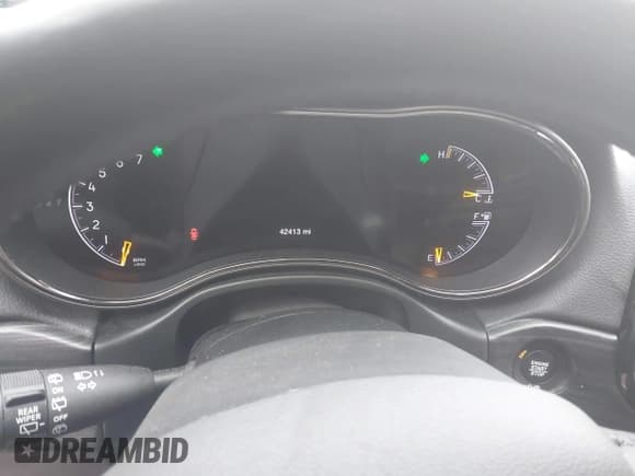 ✅ 2020 Jeep Grand Cherokee Limited • VIN: 1C4RJFBG0LC385080 • Lot: 42162766. Wystawiony na IAAI z przebiegiem 42 413 mil. Bezpłatny archiwum sprzedaży aukcyjnych z USA i szczegółowy raport historii pojazdu na DreamBid. Zdjęcie 15.