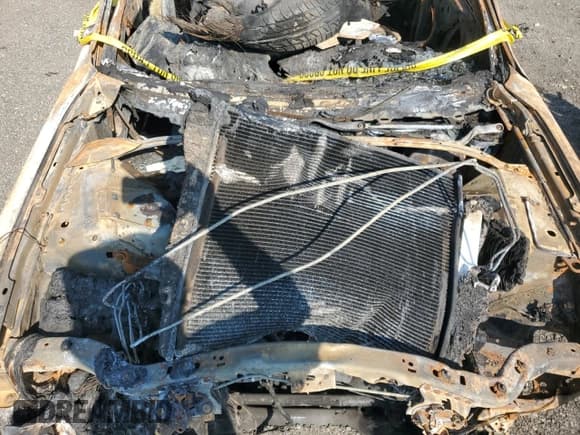 ✅ 2004 Jaguar S-Type • VIN: SAJEA01T34FN07068 • Лот: 80694275. Опубликован ранее на Copart с пробегом Не указан. Бесплатный доступ к архиву аукционных продаж из США и подробный отчёт об истории автомобиля на DreamBid. Изображение 11.