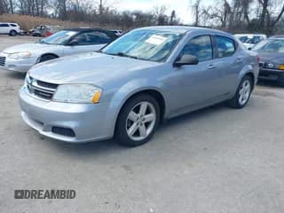 ✅ 2013 Dodge Avenger SE • VIN: 1C3CDZAB9DN566774 • Lot: 41681983. Wystawiony na IAAI z przebiegiem 145 618 mil. Bezpłatny archiwum sprzedaży aukcyjnych z USA i szczegółowy raport historii pojazdu na DreamBid. Zdjęcie 2.