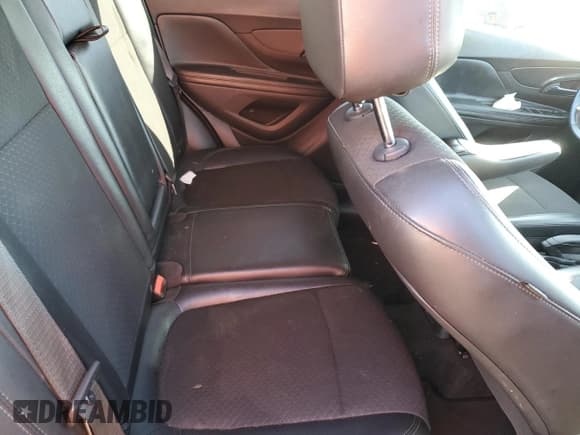 ✅ 2019 Buick Encore Preferred • VIN: KL4CJESB3KB700246 • Lot: 87298535. Wystawiony na Copart z przebiegiem 116 721 mil. Bezpłatny archiwum sprzedaży aukcyjnych z USA i szczegółowy raport historii pojazdu na DreamBid. Zdjęcie 11.