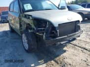 ✅ 2013 Kia Soul • VIN: KNDJT2A59D7575602 • Lot: 43005121. Wystawiony na IAAI z przebiegiem 123 937 mil. Bezpłatny archiwum sprzedaży aukcyjnych z USA i szczegółowy raport historii pojazdu na DreamBid. Zdjęcie 6.