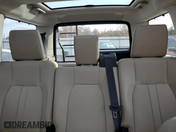 ✅ 2015 Land Rover LR4 HSE • VIN: SALAG2V60FA762216 • Лот: 92057415. Опубликован ранее на Copart с пробегом 147 384 миль. Бесплатный доступ к архиву аукционных продаж из США и подробный отчёт об истории автомобиля на DreamBid. Изображение 10.