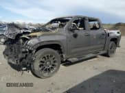 ✅ 2022 Toyota Tundra Limited • VIN: 5TFJA5DB7NX055330 • Lot: 51812465. Wystawiony na Copart z przebiegiem Nie podano. Bezpłatny archiwum sprzedaży aukcyjnych z USA i szczegółowy raport historii pojazdu na DreamBid. Zdjęcie 1.
