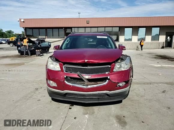 ✅ 2010 Chevrolet Traverse 1LT • VIN: 1GNLRFED4AS126232 • Lot: 61308014. Wystawiony na Copart z przebiegiem 185 140 mil. Bezpłatny archiwum sprzedaży aukcyjnych z USA i szczegółowy raport historii pojazdu na DreamBid. Zdjęcie 11.