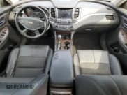 ✅ 2014 Chevrolet Impala LT • VIN: 1G1125S33EU172213 • Lot: 68021035. Wystawiony na Copart z przebiegiem 165 583 mil. Bezpłatny archiwum sprzedaży aukcyjnych z USA i szczegółowy raport historii pojazdu na DreamBid. Zdjęcie 8.