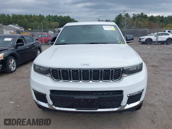 ✅ 2024 Jeep Grand Cherokee Limited • VIN: 1C4RJKBG5R8623414 • Lot: 43293911. Wystawiony na IAAI z przebiegiem 3 338 mil. Bezpłatny archiwum sprzedaży aukcyjnych z USA i szczegółowy raport historii pojazdu na DreamBid. Zdjęcie 12.