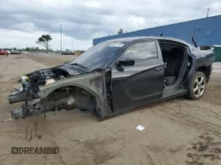 ✅ 2017 Dodge Charger SXT • VIN: 2C3CDXJG6HH599388 • Лот: 70487735. Опубликован ранее на Copart с пробегом Не указан. Бесплатный доступ к архиву аукционных продаж из США и подробный отчёт об истории автомобиля на DreamBid. Изображение 1.