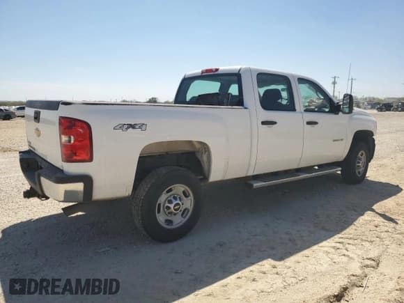✅ 2014 Chevrolet Silverado 2500HD Work Truck • VIN: 1GC1KVCG4EF125219 • Lot: 49292135. Listed on Copart with 68,702 mi. Free auction sales archive from the USA and detailed vehicle history report at DreamBid. Image 3.