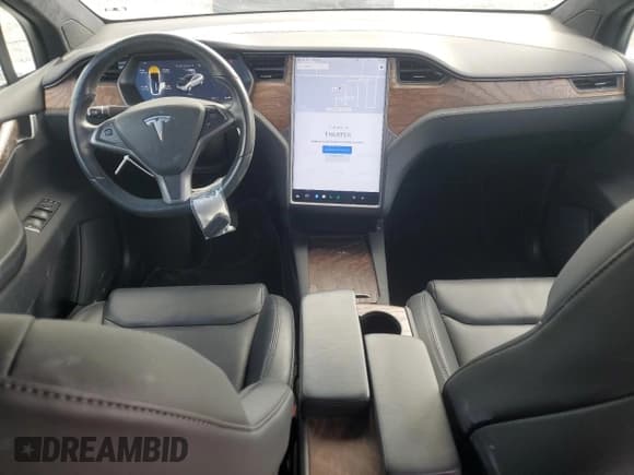 ✅ 2021 Tesla Model X Long Range Plus • VIN: 5YJXCDE27MF324934 • Lot: 86520135. Wystawiony na Copart z przebiegiem 26 174 mil. Bezpłatny archiwum sprzedaży aukcyjnych z USA i szczegółowy raport historii pojazdu na DreamBid. Zdjęcie 8.