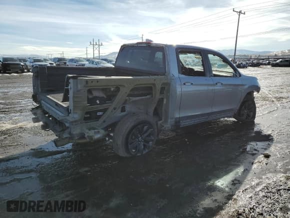 ✅ 2021 Honda Ridgeline Sport • VIN: 5FPYK3F10MB000271 • Lot: 46716775. Listed on Copart with 39,090 mi. Free auction sales archive from the USA and detailed vehicle history report at DreamBid. Image 3.