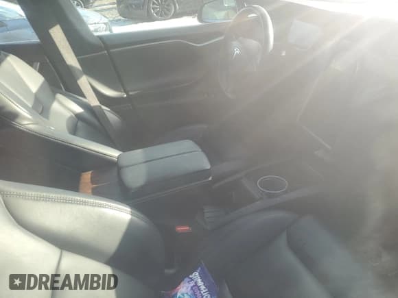 ✅ 2020 Tesla Model S Performance • VIN: 5YJSA1E47LF402269 • Lot: 88001975. Listed on Copart with Not provided. Free auction sales archive from the USA and detailed vehicle history report at DreamBid. Image 8.