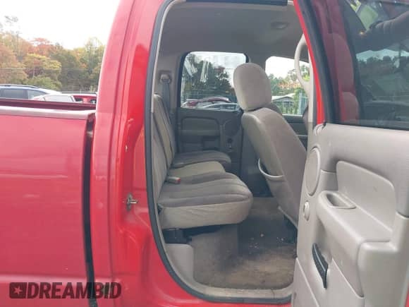 2003 Dodge 1500 ST z VIN 1D7HU18D03S336945, wystawiony jako IAAI lot #43308166 z przebiegiem 335 319 mil mil oraz . Historia ofert i sprzedaży dostępna na DreamBid. Obrazek 8.