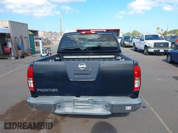 ✅ 2006 Nissan Frontier SE • VIN: 1N6AD07U56C422805 • Lot: 43089096. Listed on IAAI with 90,221 mi. Free auction sales archive from the USA and detailed vehicle history report at DreamBid. Image 16.