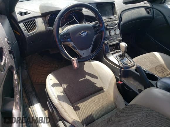 ✅ 2013 Hyundai Genesis Coupe Premium • VIN: KMHHT6KD1DU099547 • Lot: 59373245. Wystawiony na Copart z przebiegiem 119 944 mil. Bezpłatny archiwum sprzedaży aukcyjnych z USA i szczegółowy raport historii pojazdu na DreamBid. Zdjęcie 8.