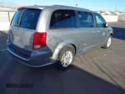 ✅ 2019 Dodge Grand Caravan SXT • VIN: 2C4RDGCG8KR621735 • Лот: 43600141. Опубликован ранее на IAAI с пробегом 244 498 миль. Бесплатный доступ к архиву аукционных продаж из США и подробный отчёт об истории автомобиля на DreamBid. Изображение 4.