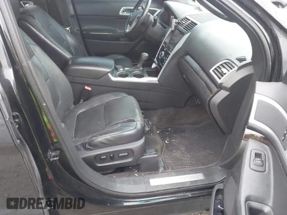 ✅ 2013 Ford Explorer Limited • VIN: 1FM5K8F8XDGA19773 • Lot: 43365657. Wystawiony na IAAI z przebiegiem 219 799 mil. Bezpłatny archiwum sprzedaży aukcyjnych z USA i szczegółowy raport historii pojazdu na DreamBid. Zdjęcie 5.