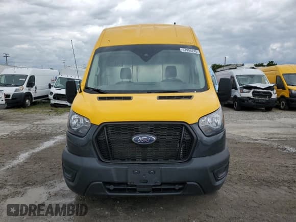 ✅ 2023 Ford Transit Cargo • VIN: 1FTBR1X81PKA73943 • Лот: 60577215. Опубликован ранее на Copart с пробегом 74 975 миль. Бесплатный доступ к архиву аукционных продаж из США и подробный отчёт об истории автомобиля на DreamBid. Изображение 5.