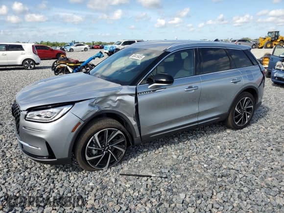 ✅ 2023 Lincoln Corsair Reserve • VIN: 5LMCJ2CA1PUL27285 • Lot: 60415455. Wystawiony na Copart z przebiegiem 6 650 mil. Bezpłatny archiwum sprzedaży aukcyjnych z USA i szczegółowy raport historii pojazdu na DreamBid. Zdjęcie 1.