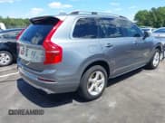 ✅ 2016 Volvo XC90 T5 Momentum • VIN: YV4102XKXG1072106 • Lot: 43086319. Wystawiony na IAAI z przebiegiem 113 653 mil. Bezpłatny archiwum sprzedaży aukcyjnych z USA i szczegółowy raport historii pojazdu na DreamBid. Zdjęcie 4.