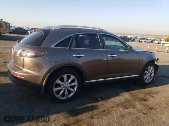 ✅ 2007 Infiniti FX • VIN: JNRBS08W47X400544 • Lot: 73293444. Wystawiony na Copart z przebiegiem Nie podano. Bezpłatny archiwum sprzedaży aukcyjnych z USA i szczegółowy raport historii pojazdu na DreamBid. Zdjęcie 3.