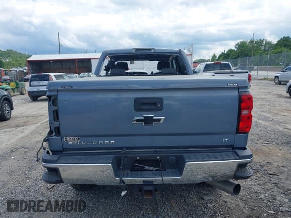 ✅ 2015 Chevrolet Silverado 2500HD LT • VIN: 1GC1CVE85FF587440 • Lot: 42545643. Listed on IAAI with Not provided. Free auction sales archive from the USA and detailed vehicle history report at DreamBid. Image 17.