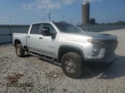 ✅ 2020 Chevrolet Silverado 2500HD Work Truck • VIN: 1GC4YLE73LF119860 • Лот: 81390255. Опубликован ранее на Copart с пробегом 208 604 миль. Бесплатный доступ к архиву аукционных продаж из США и подробный отчёт об истории автомобиля на DreamBid. Изображение 4.