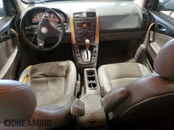 ✅ 2006 Saturn VUE • VIN: 5GZCZ53456S822481 • Lot: 67636785. Wystawiony na Copart z przebiegiem 237 912 mil. Bezpłatny archiwum sprzedaży aukcyjnych z USA i szczegółowy raport historii pojazdu na DreamBid. Zdjęcie 8.