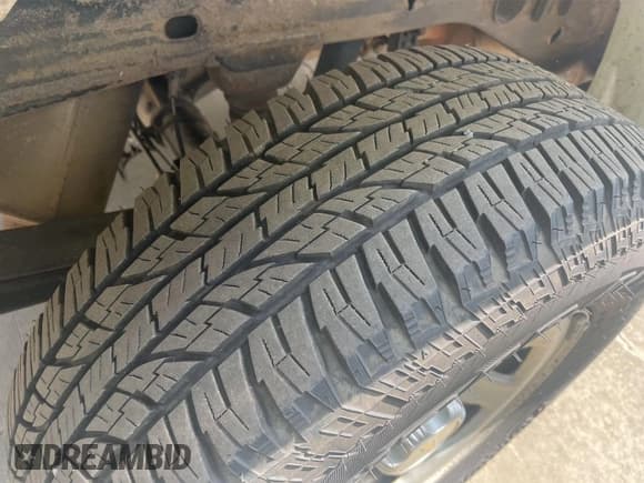 ✅ 2017 Chevrolet Silverado 1500 Work Truck • VIN: 1GCVKNEC5HZ334435 • Lot: 42989097. Wystawiony na IAAI z przebiegiem 148 791 mil. Bezpłatny archiwum sprzedaży aukcyjnych z USA i szczegółowy raport historii pojazdu na DreamBid. Zdjęcie 1.