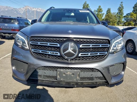 ✅ 2018 Mercedes-Benz GLS 550 • VIN: 4JGDF7DE2JB035753 • Lot: 92766945. Wystawiony na Copart z przebiegiem 83 626 mil. Bezpłatny archiwum sprzedaży aukcyjnych z USA i szczegółowy raport historii pojazdu na DreamBid. Zdjęcie 5.